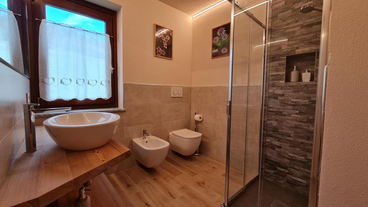 Casa Margherita Chambres D'Hotes & Spa Challand-Saint-Anselme Luaran gambar