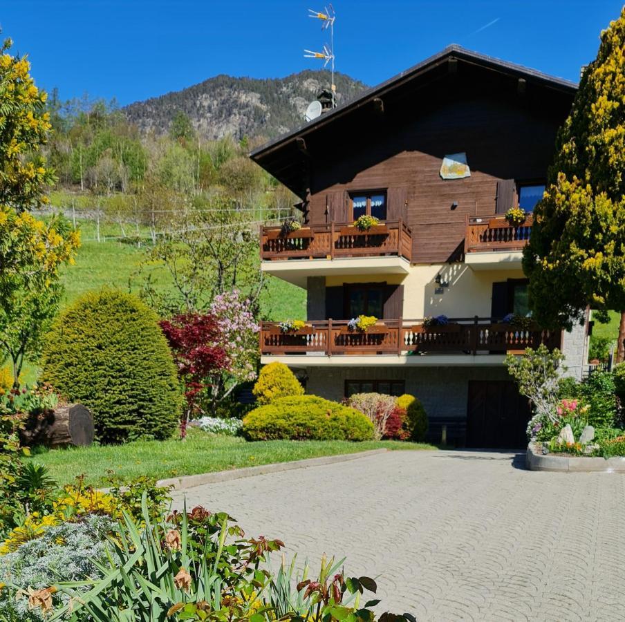 Casa Margherita Chambres D'Hotes & Spa Challand-Saint-Anselme Luaran gambar